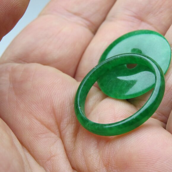 "Natural Baby Jade bangle + FREE Jade Ring & Jade Donut 33mm" - Picture 3 of 3